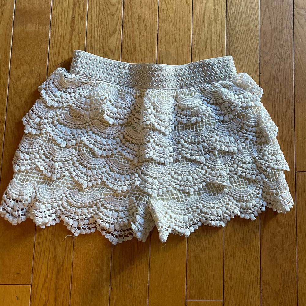 Lapis Girl shorts